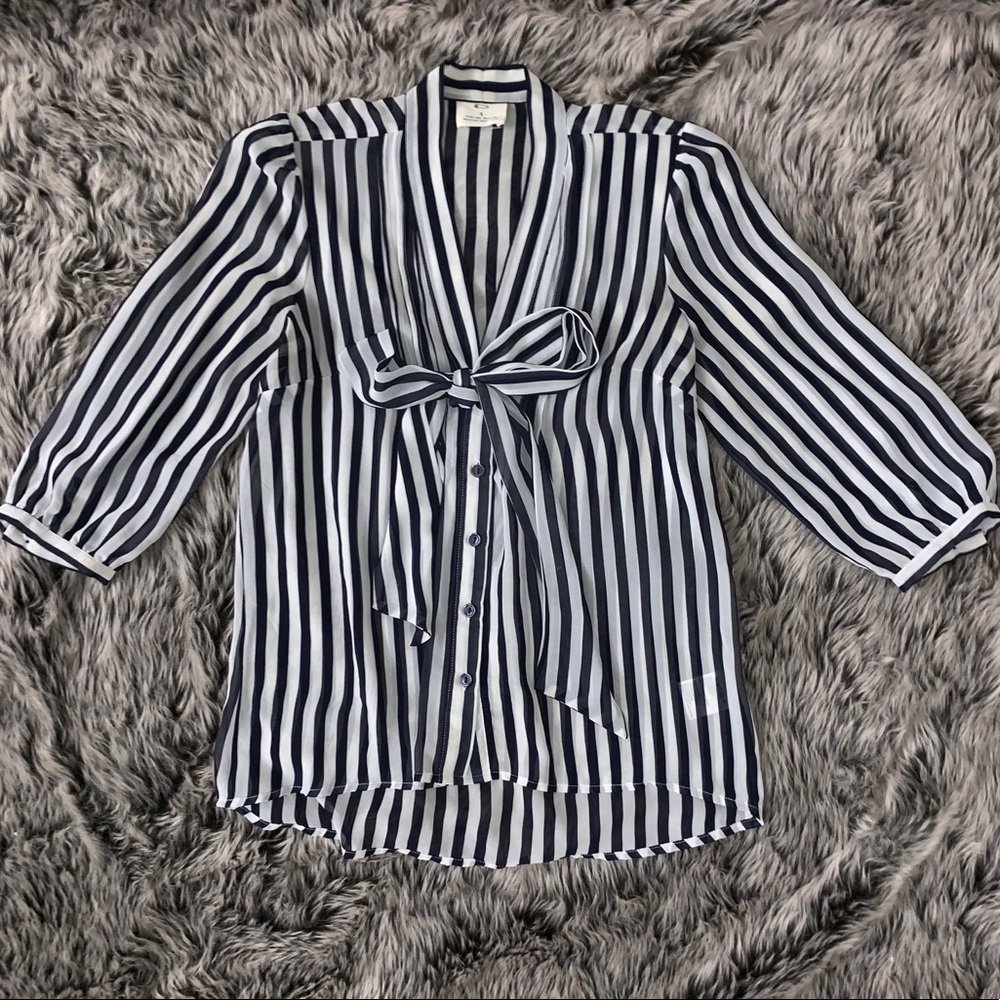 Urban Outfitters Sriped blouse